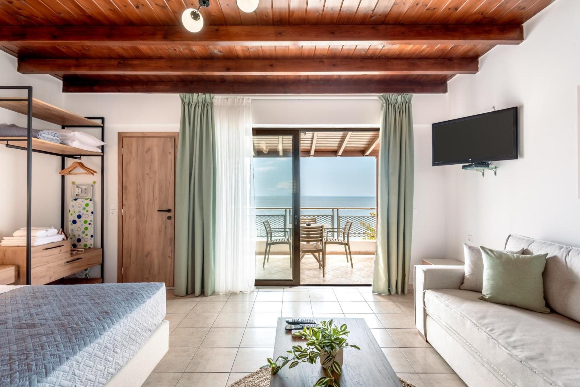 Superb Apartments Kriaras Sea View In Sfakia Khóra Sfakíon 외부 사진